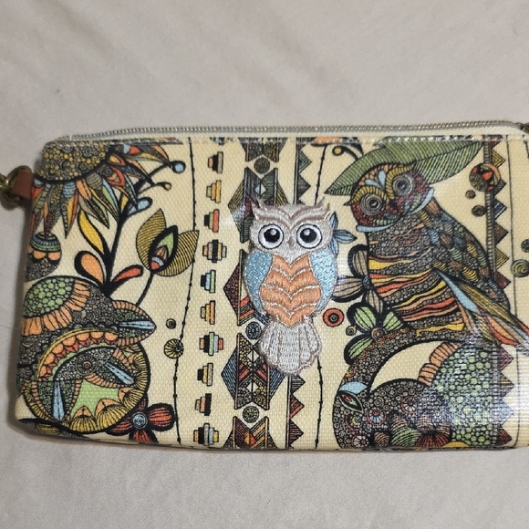 Sakroots Handbags - Sakroots  Artistic Owl Clutch